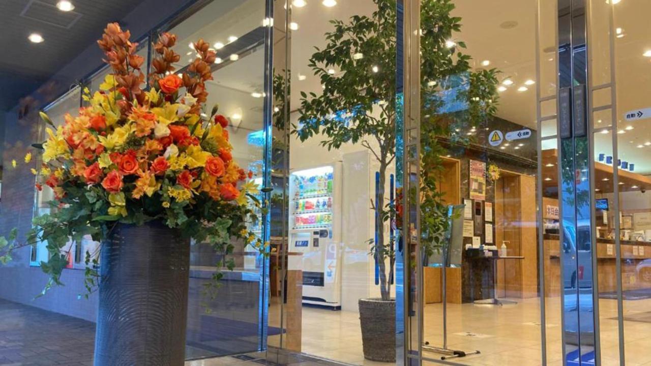 Toyoko Inn Hokkaido Sapporo-Eki Kita-Guchi Exterior foto