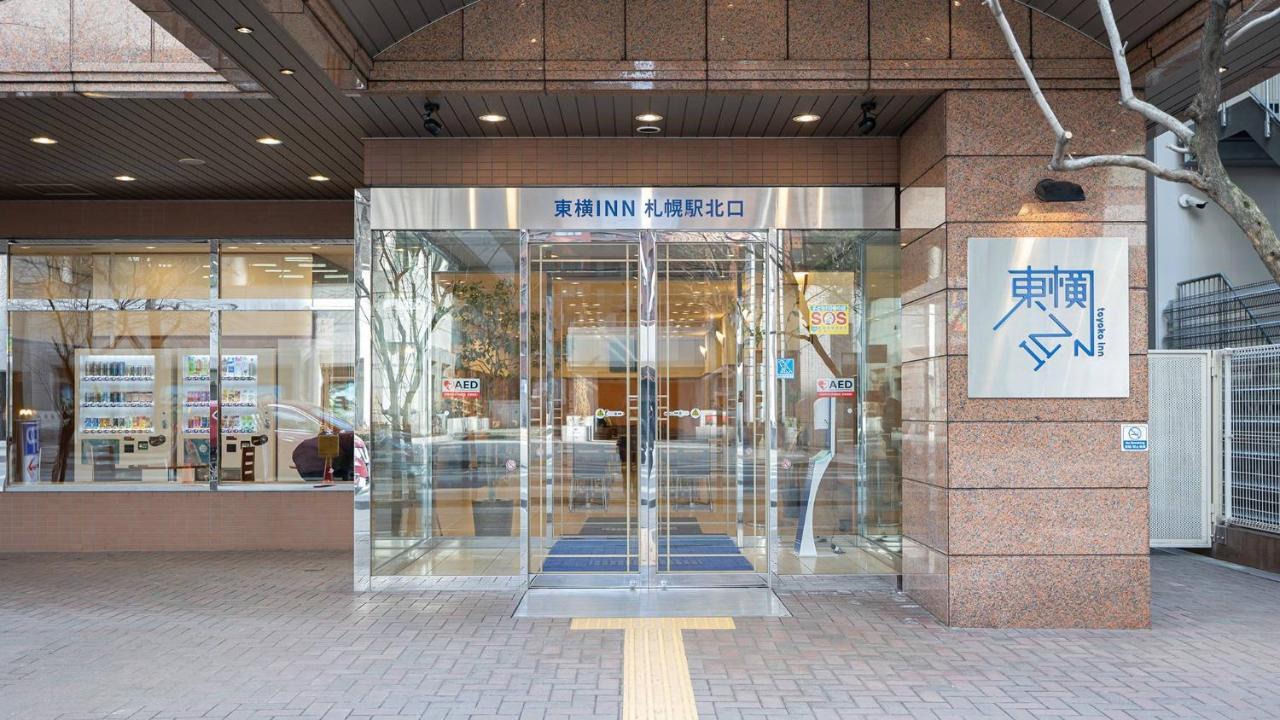 Toyoko Inn Hokkaido Sapporo-Eki Kita-Guchi Exterior foto